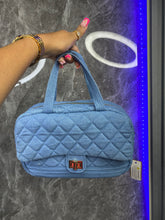 Cargar imagen en el visor de la galería, Quilted denim bag