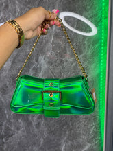 Cargar imagen en el visor de la galería, Mirror Metallic Chain handle bag