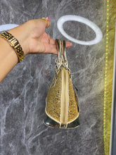 Cargar imagen en el visor de la galería, Glitter mirror Top handle crossbody bag