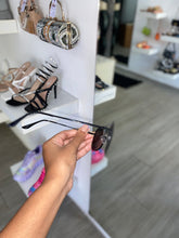 Cargar imagen en el visor de la galería, Sombras