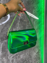 Cargar imagen en el visor de la galería, Hologram mirror Top Handle bag
