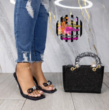 Load image into Gallery viewer, Sofie-22
