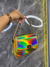Cargar imagen en el visor de la galería, Hologram mirror Top Handle bag
