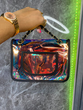Cargar imagen en el visor de la galería, Shiny clear clutch
